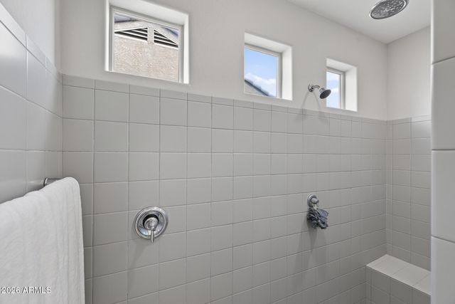 10738 W WHITEHORN Way, Peoria, AZ 85383