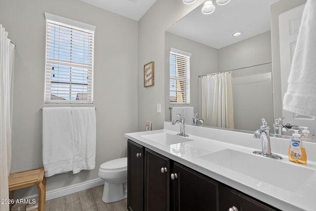 10738 W WHITEHORN Way, Peoria, AZ 85383