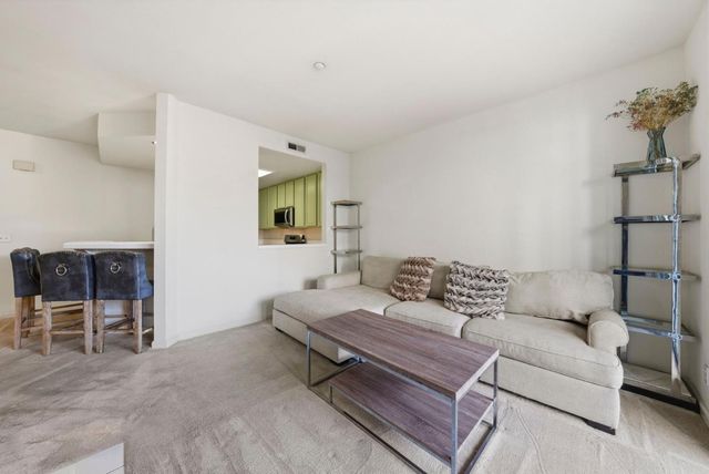 607 Arcadia Terrace 204, Sunnyvale, CA 94085