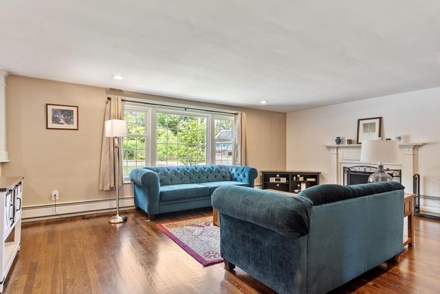 1 Riverview Ave, Maynard, MA 01754