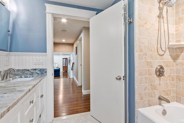 1 Riverview Ave, Maynard, MA 01754
