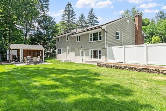 1 Riverview Ave, Maynard, MA 01754