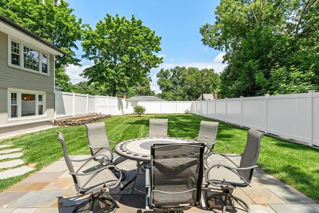 1 Riverview Ave, Maynard, MA 01754