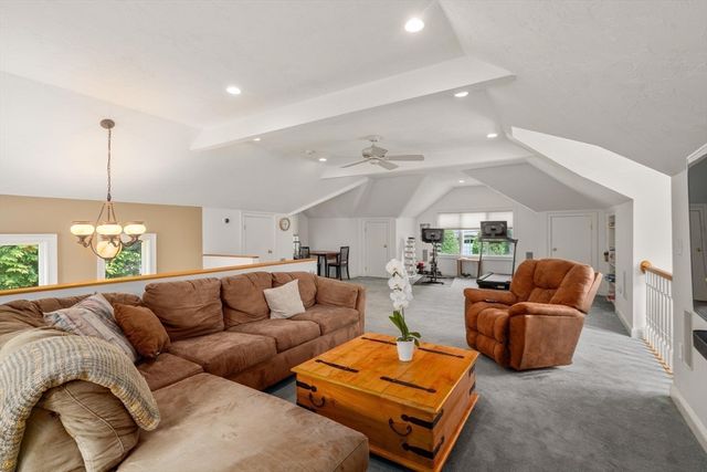183 Old Farm Rd, Newton, MA 02459