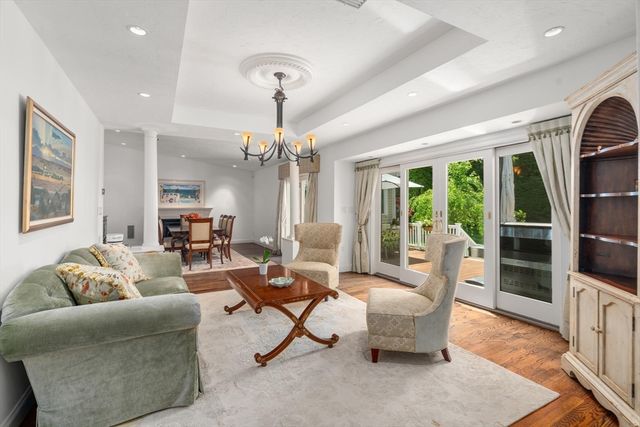 183 Old Farm Rd, Newton, MA 02459