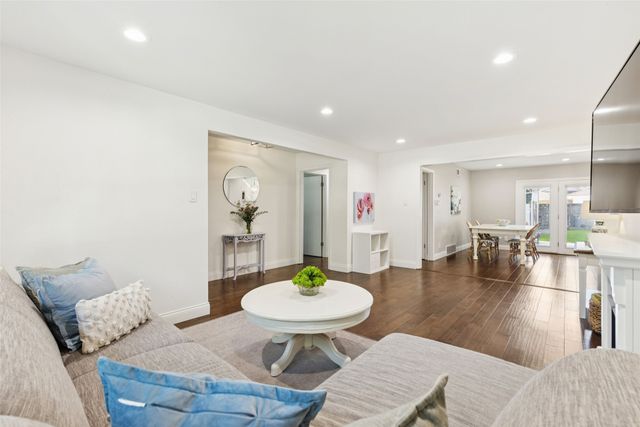 10626 Larchfield Lane, Dallas, TX 75238