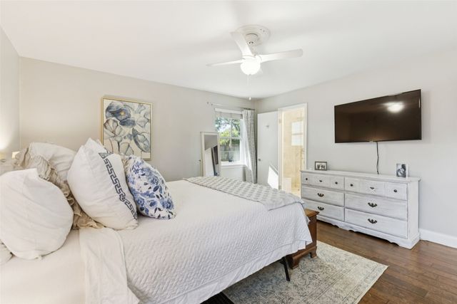 10626 Larchfield Lane, Dallas, TX 75238