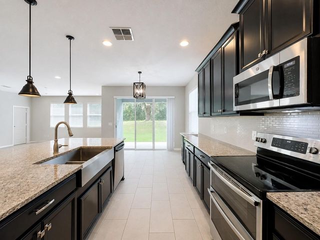31920 GEOFF WAY, Sorrento, FL 32776