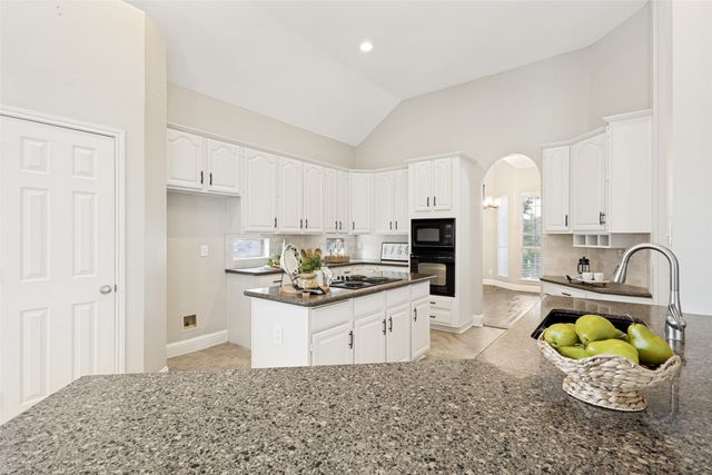 2901 Brittany Lane, Mckinney, TX 75070