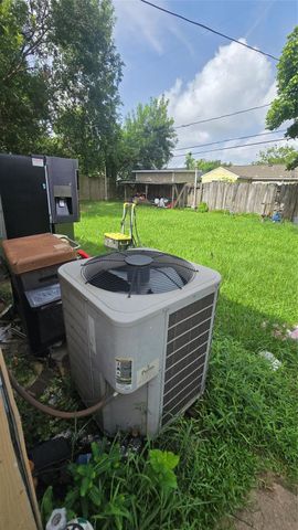 801 Norell Street, Channelview, TX 77530