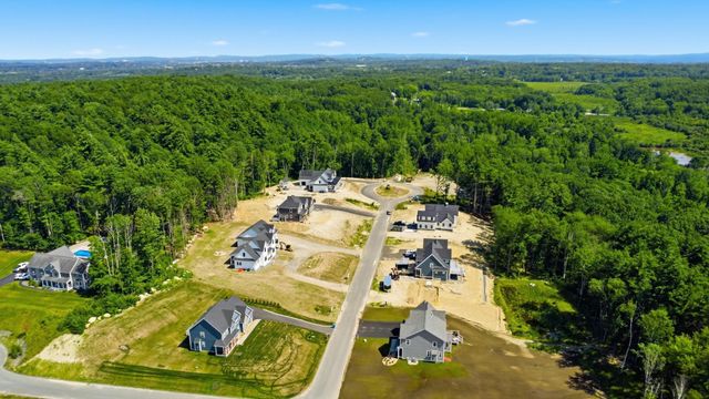 17 Newbury Road, Pelham, NH 03076