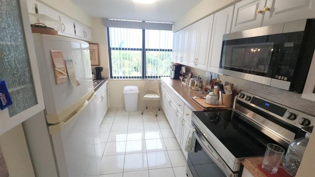 2455 Lindell Boulevard 3511, Delray Beach, FL 33444