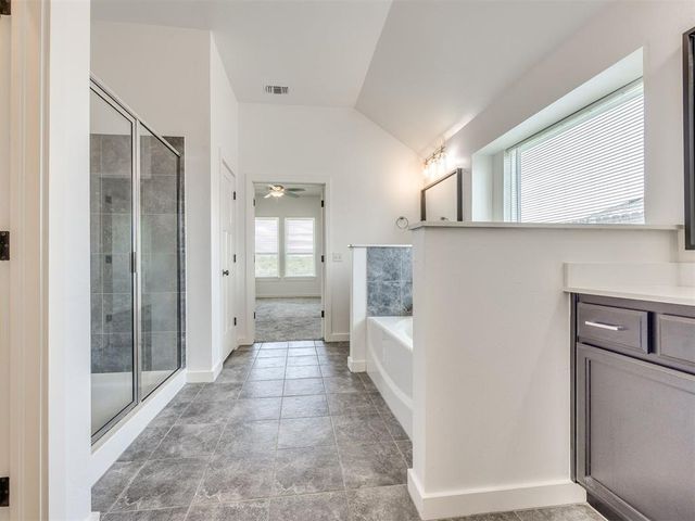 13244 Sawtooth Oak Road, Choctaw, OK 73020