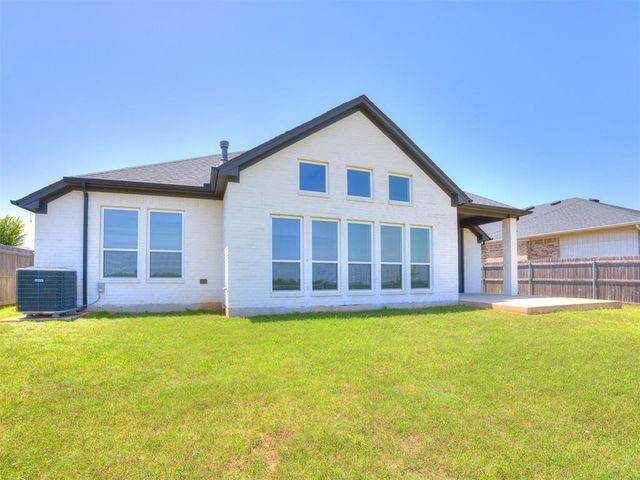 13244 Sawtooth Oak Road, Choctaw, OK 73020