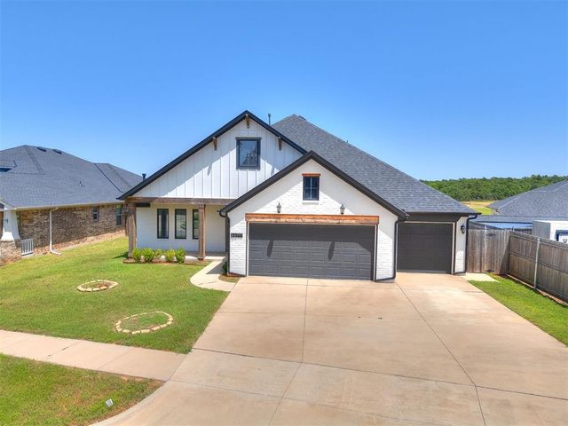 13244 Sawtooth Oak Road, Choctaw, OK 73020