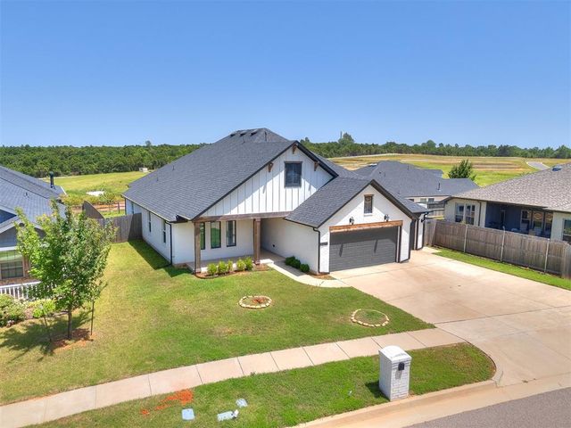 13244 Sawtooth Oak Road, Choctaw, OK 73020