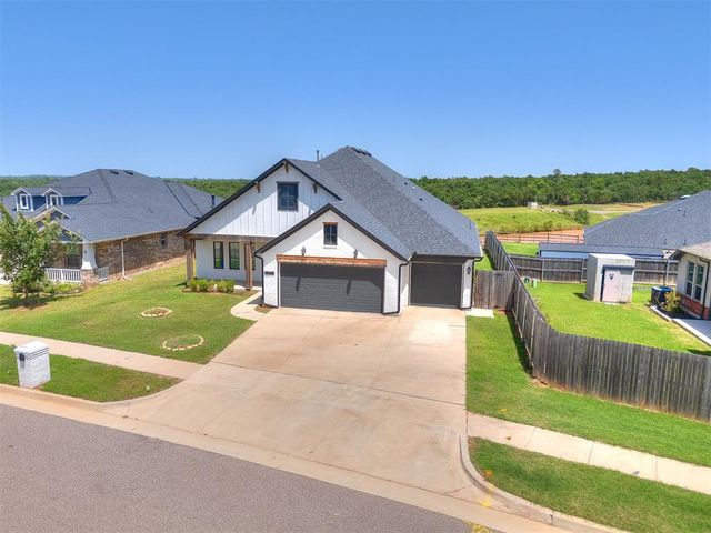 13244 Sawtooth Oak Road, Choctaw, OK 73020