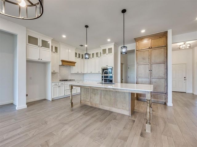 13244 Sawtooth Oak Road, Choctaw, OK 73020
