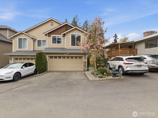 20414 26th Avenue W #L2, Lynnwood, WA 98036