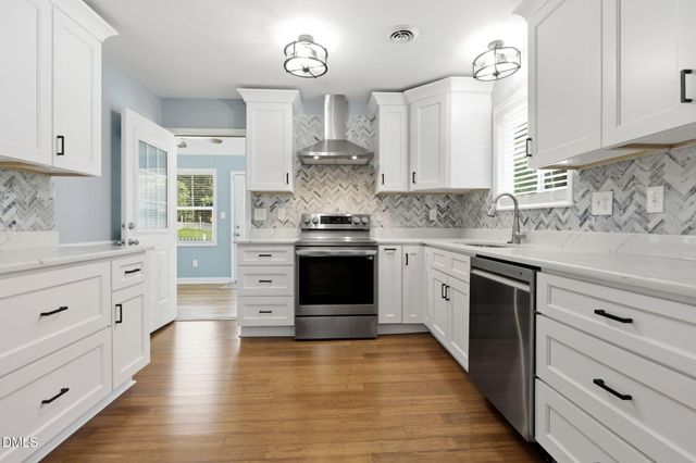 2800 Davie Drive, Durham, NC 27704