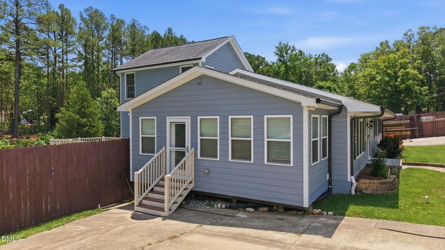 2800 Davie Drive, Durham, NC 27704