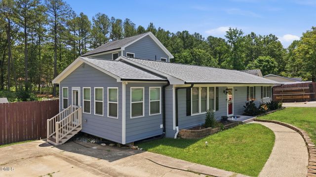 2800 Davie Drive, Durham, NC 27704