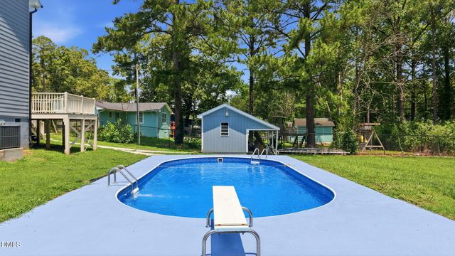 2800 Davie Drive, Durham, NC 27704