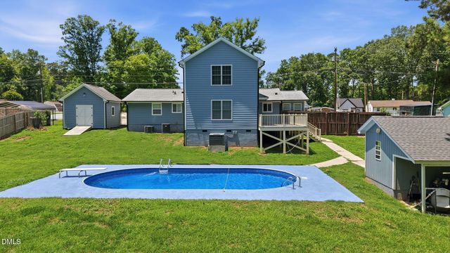 2800 Davie Drive, Durham, NC 27704