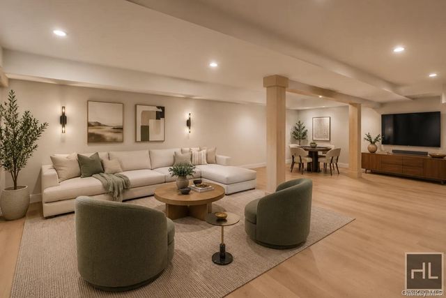 3424 34th Street, Astoria, NY 11106