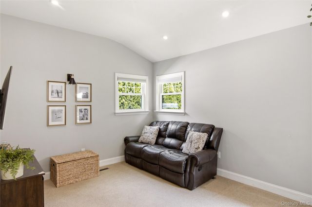 1 Wenmore Court, Commack, NY 11725