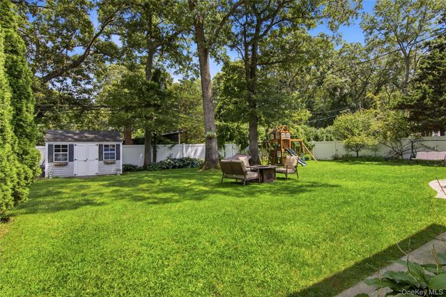 1 Wenmore Court, Commack, NY 11725