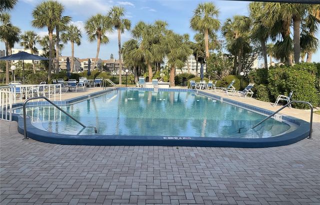 10351 REGAL DRIVE 10, Largo, FL 33774