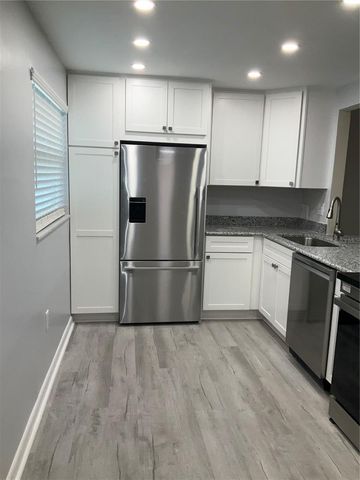 10351 REGAL DRIVE 10, Largo, FL 33774