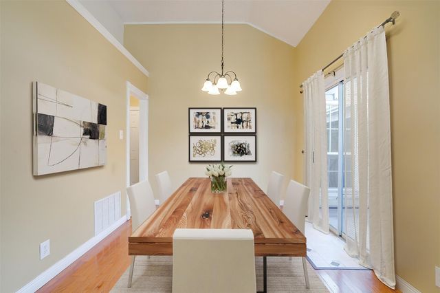802 Greenridge Drive, Arlington, TX 76017