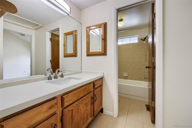2878 W Long Circle A, Littleton, CO 80120
