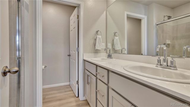 760 N Shawnee Street, Aurora, CO 80018