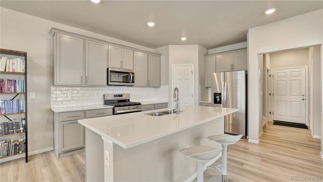 760 N Shawnee Street, Aurora, CO 80018