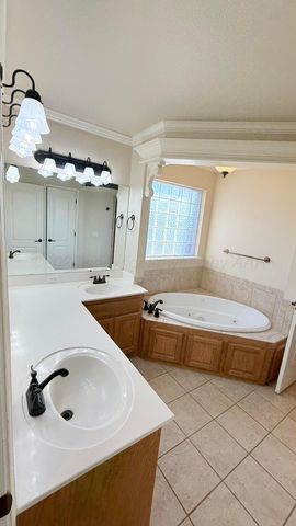 8312 TAOS Drive, Amarillo, TX 79118