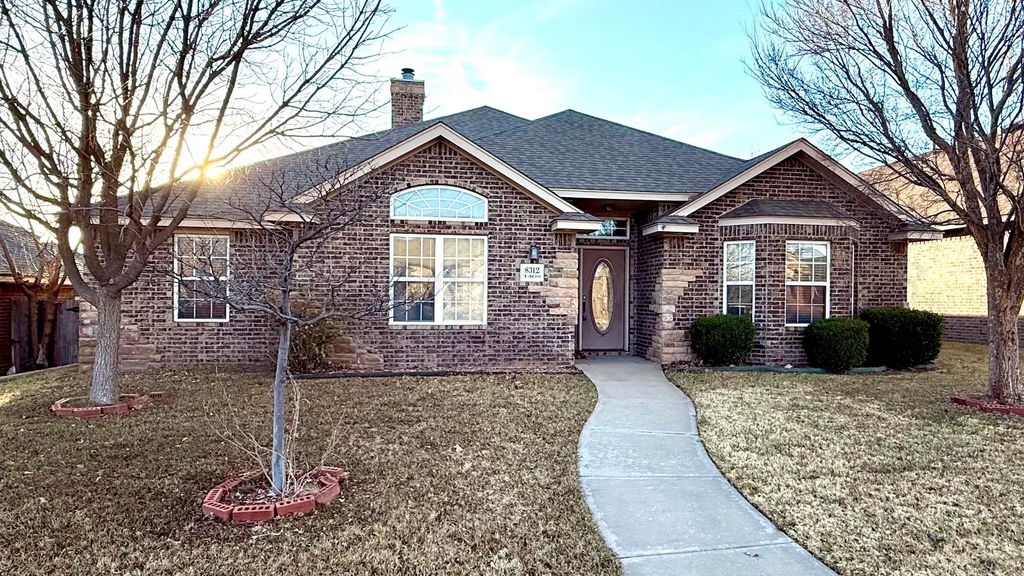 8312 TAOS Drive, Amarillo, TX 79118