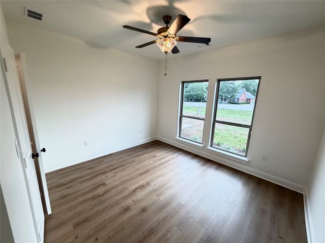 501 John Jr Drive, Lindsay, TX 76250
