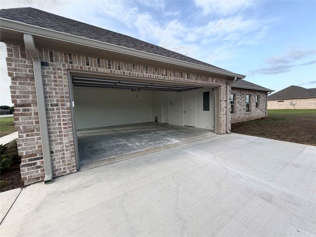501 John Jr Drive, Lindsay, TX 76250