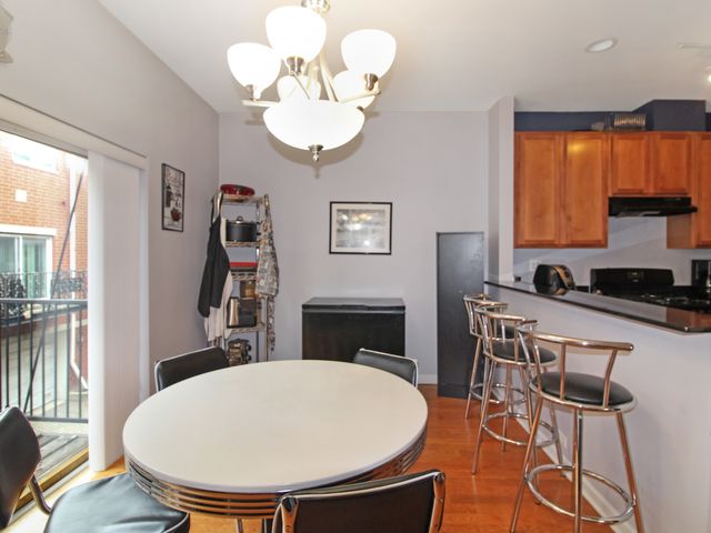 2409 W 32nd Place, Chicago, IL 60608