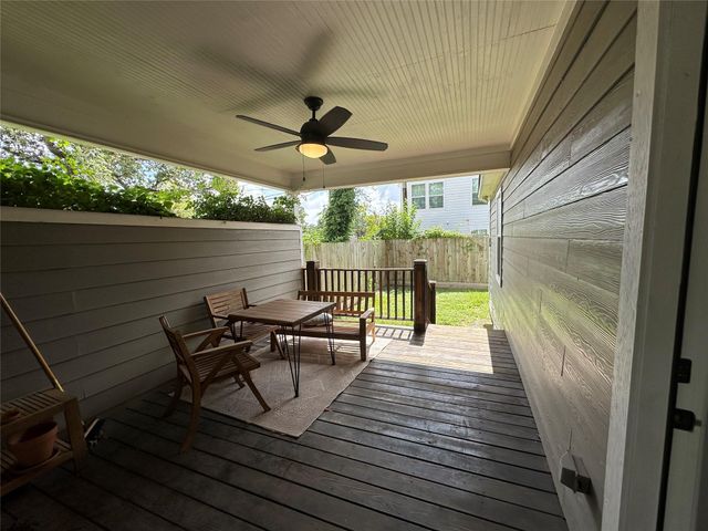 1405 Walton Street, Houston, TX 77009