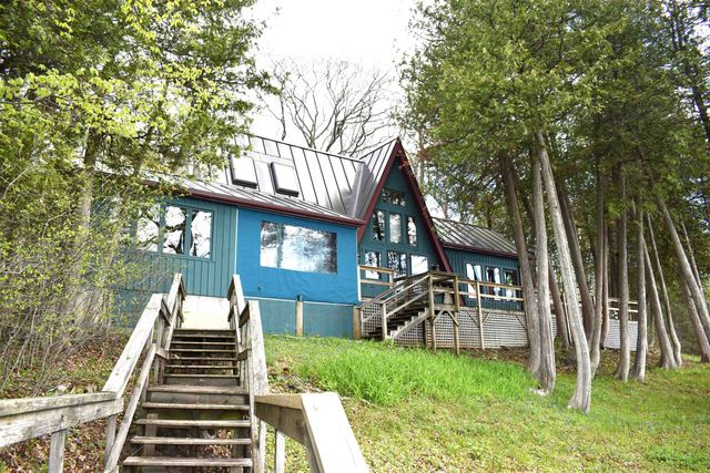 705 Cedar Beach Road, Charlotte, VT 05445