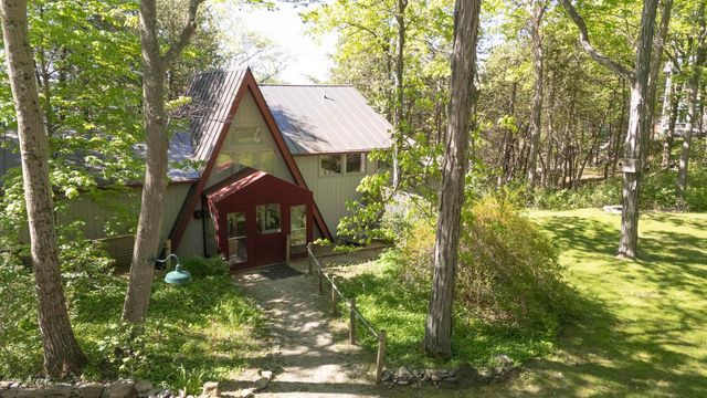 705 Cedar Beach Road, Charlotte, VT 05445