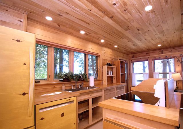 705 Cedar Beach Road, Charlotte, VT 05445