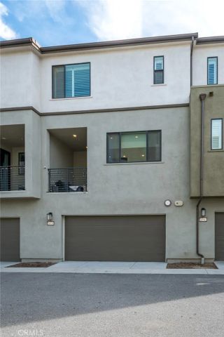 26938 Tanager Lane, Valencia, CA 91381