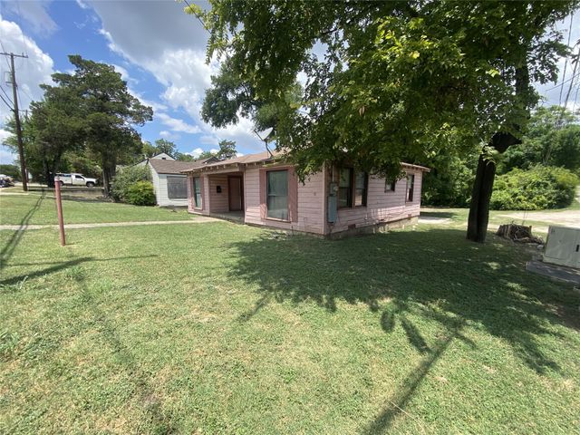711 Winters Street, Dallas, TX 75216