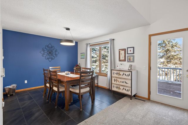 15002 Windemere Lane, Burnsville, MN 55306