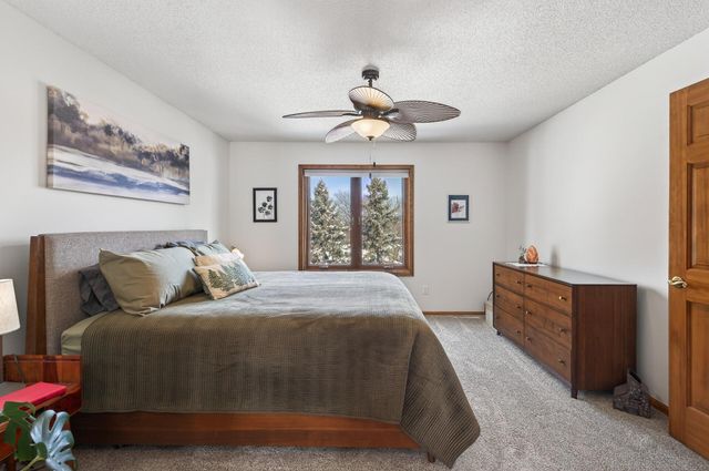 15002 Windemere Lane, Burnsville, MN 55306